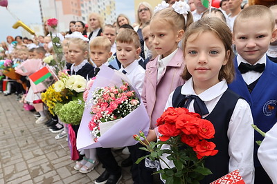 Торжественная линейка прошла в начальной школе №48 г.Витебска