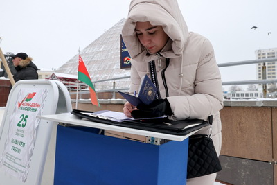 В Беларуси продолжается сбор подписей на выдвижение кандидатов в депутаты