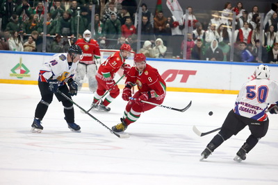 Хоккейная команда Президента одержала четвертую победу в РХЛ