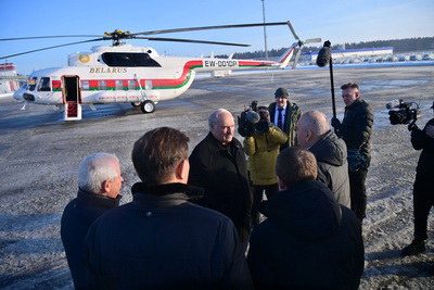 Лукашенко совершил рабочую поездку в Борисовский район