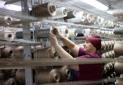 Женщины в профессии: ткач \"Витебских ковров\" более 32 лет трудится на производстве