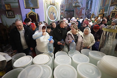 Православные верующие отпраздновали Крещение Господне в Гродно