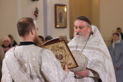 Православные верующие Витебска празднуют Рождество Христово