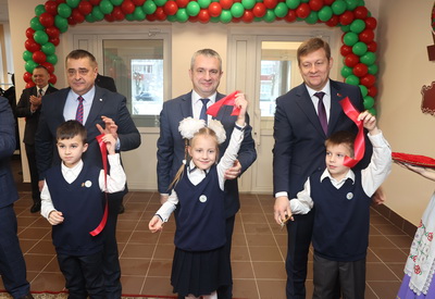 Новый корпус открыли в Коммунаровской школе
