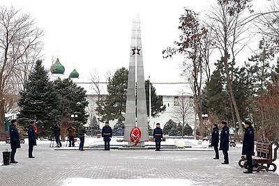 Премьер-министр Беларуси возложил цветы к мемориалу \"Вечный огонь славы\"