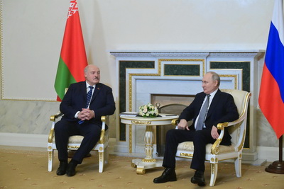 Лукашенко о переговорах с Путиным: мы очень серьезно погрузились в экономику и вопросы военно-промышленных комплексов