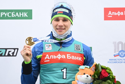 Смольский победил в гонке преследования на домашнем этапе Кубка Содружества по биатлону