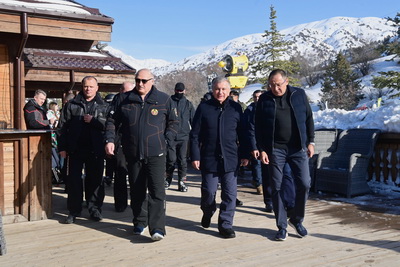 Лукашенко и Мирзиёев посетили горнолыжный комплекс под Ташкентом