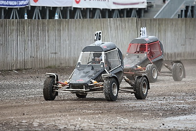 Скорость, азарт и детские мечты. Команда \"МАЗ-СПОРТавто\" провела день открытых дверей под Минском