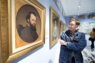\"Собирал по миллиметру\". Выставка витебского реставратора открылась в Художественном музее