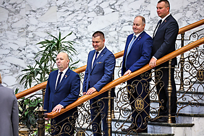 Они называют себя гвардией Президента Беларуси. Рассказываем о новых гостях Дворца Независимости