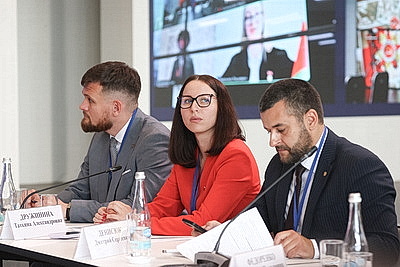ХII Форум регионов: совместное заседание молодых законодателей Беларуси и России