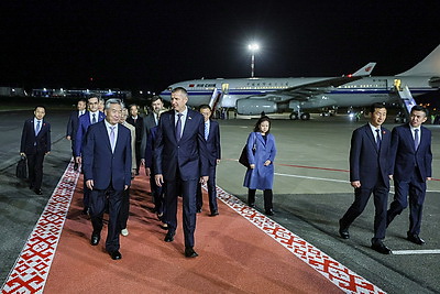 Член Постоянного комитета Политбюро ЦК КПК прибыл в Беларусь с визитом