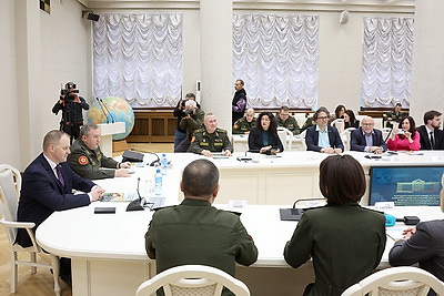 В Минске наградили журналистов за лучшее освещение в СМИ темы Вооруженных Сил и патриотического воспитания