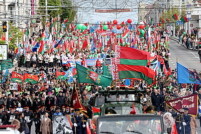 \"Шествие поколений\", военный парад, интерактивные площадки. В Витебске отмечают День Победы