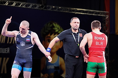 Белорусские борцы завоевали четыре золота на домашнем турнире памяти Караваева