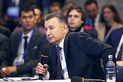 Биотехнологии, промышленность, экология. Премьер-министры стран ЕАЭС ознакомились с инновационными разработками в Москве