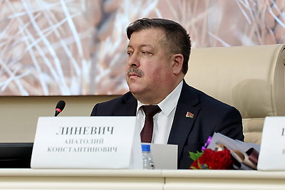 \"Прилагать усилия для приумножения результата\". Шулейко представил в Минсельхозпроде нового руководителя