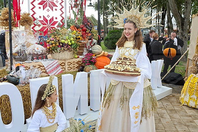 \"Дажынкi-2025\". Как в Заславле проходит областной праздник тружеников села