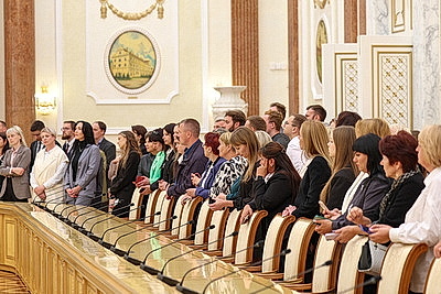 Дворец Независимости с экскурсией посетили работники \"Гродно Азот\"