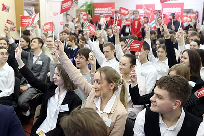 \"НЕскучная НЕлекция\": диалог с молодежью прошел в политехническом колледже Минска