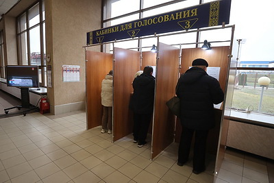 Досрочное голосование на выборах Президента продолжается в Беларуси