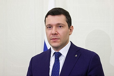 В правительстве состоялась встреча с министром промышленности и торговли России