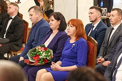 \"Коллективы АПК способны решать любые задачи даже в непростых условиях\". Назаров о заслугах сельхозпроизводителей