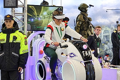 VR-фермы, BulbaTech, гоночный грузовик. Чем удивляет выставка \"Моя Беларусь\"