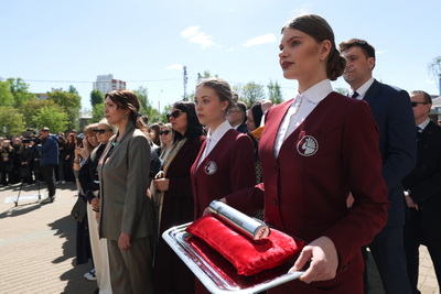 \"Передать память и воспоминания\". Капсулу памяти для будущих поколений заложили в БГУКИ