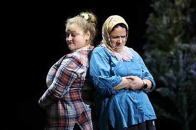 Могилевский драмтеатр готовит премьеру яркой новогодней сказки