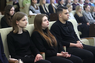 Международная конференция \"Геноцид советского народа: историко-правовая оценка\" проходит в Гродно