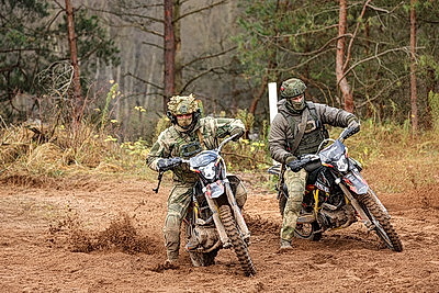 Борьба с дронами и бой в лесу. В Лепельском районе проходит оперативный сбор командного состава ВС