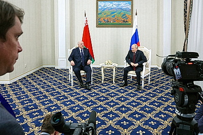 Лукашенко и Путин встретились в Бишкеке