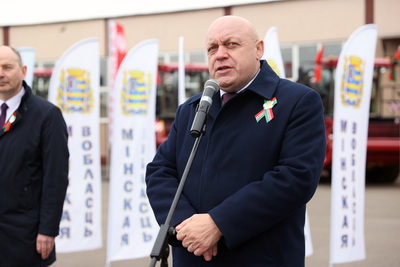 Для побед на полях. 80 новых комбайнов отправились в хозяйства Минской области