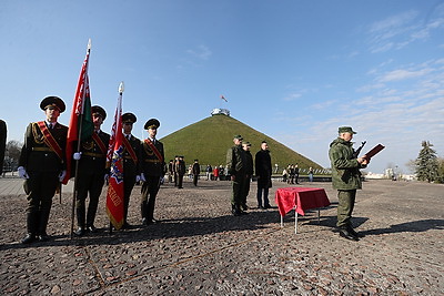 В Гродно военнообязанные запаса, призванные на сборы, присягнули на верность Беларуси и народу