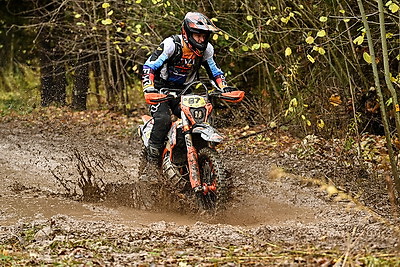 Заключительный этап чемпионата по эндуро Four Seasons завершился в Логойске