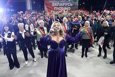 \"Разам працуем, разам спяваем!\": проект \"Марафона единства\" проходит в Гродно