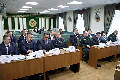 Сивак: важно, чтобы к наведению порядка на земле в Год благоустройства подключились жители всей страны