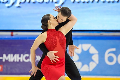 Кубок сильнейших по фигурному катанию открылся в Минске