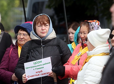 В Гомеле прошел марафон по скандинавской ходьбе