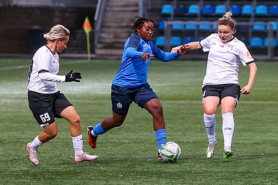 Футболистки \"Динамо-БГУФК\" в шестой раз стали чемпионками Беларуси