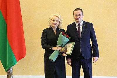 За профессионализм, талант и преданность делу. Турчин вручил госнаграды представителям различных сфер