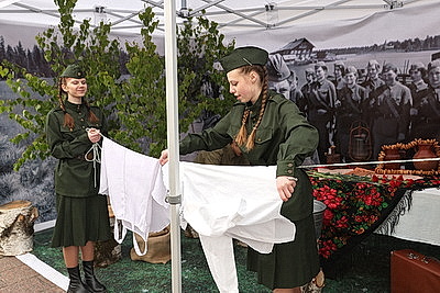 \"Майский вальс\", мини-концерты, кинопоказы: насыщенная программа к 9 Мая организована в Гродно