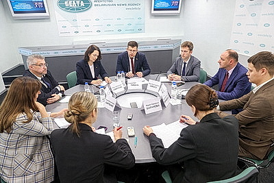 Поддержку одаренной молодежи обсудили на круглом столе в БЕЛТА