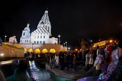 Православные верующие отпраздновали Крещение Господне
