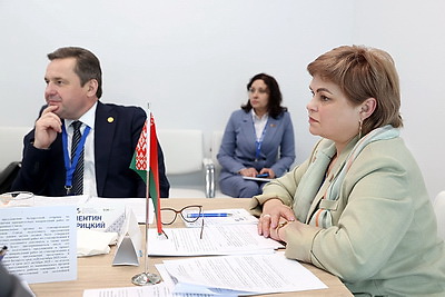 ЕЭФ: деловая программа форума продолжается