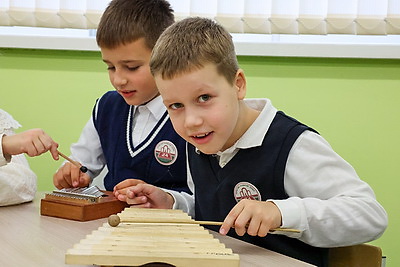В школах Беларуси подходит к завершению первая учебная четверть