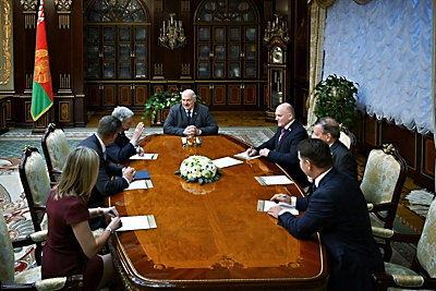 Лукашенко провел встречу со спецпосланником США в Беларуси Джоном Коулом