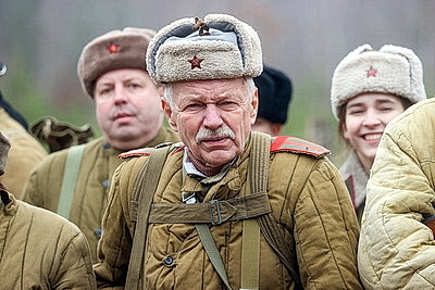 Масштабная военно-историческая реконструкция состоялась в мемориальном комплексе \"Партизанская криничка\" в Гомеле